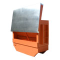 1/2 7' Steer Stuffer with roof open